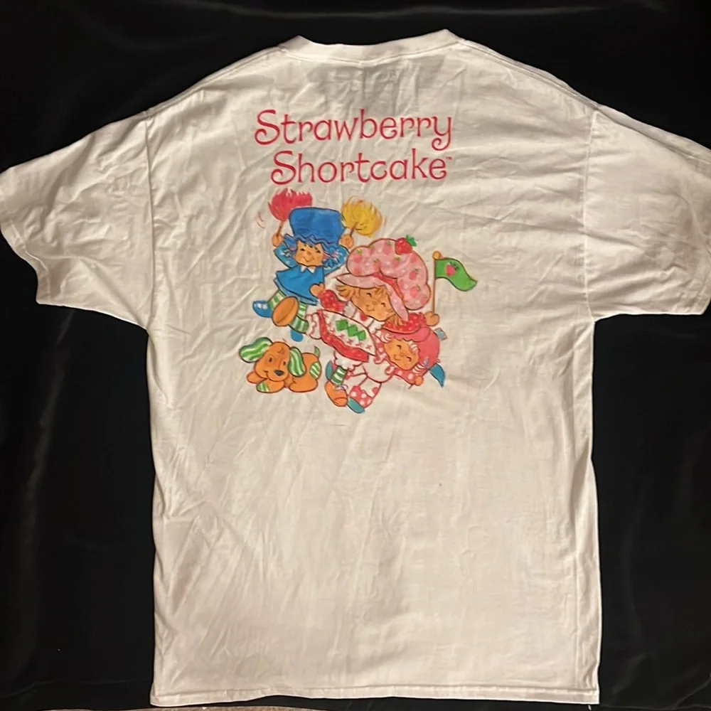 Strawberry Shortcake T-shirt  Print is on the front & Back. Size L. NWT - Picture 3 of 7